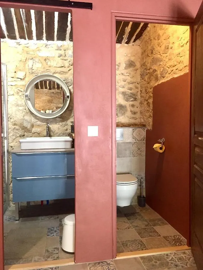 Bed and Breakfast Mas De La Pauze Reilhanette 0*,  Frankreich