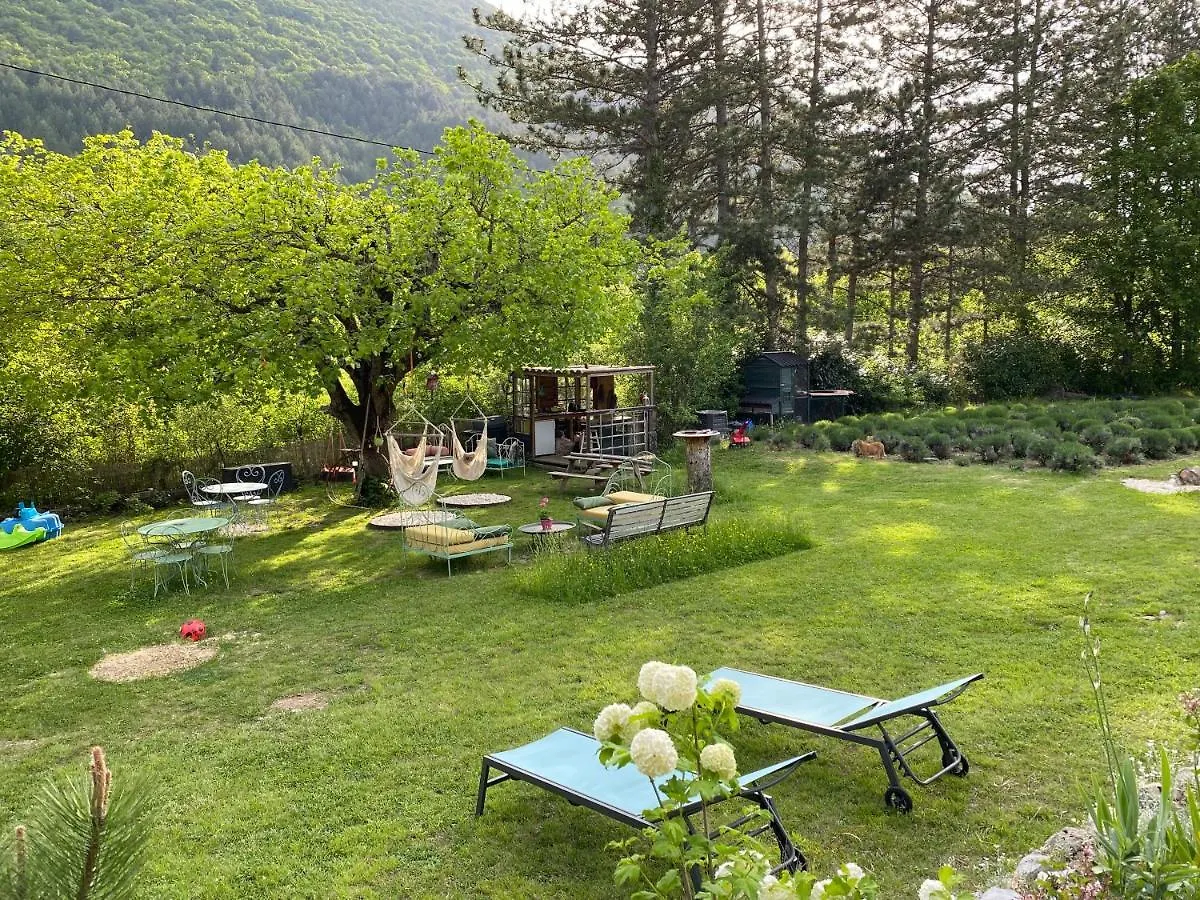 Bed and Breakfast Mas De La Pauze Reilhanette 0*,  Frankreich